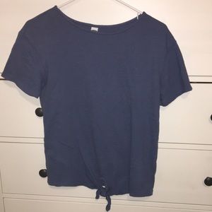 Blue old navy tie shirt!